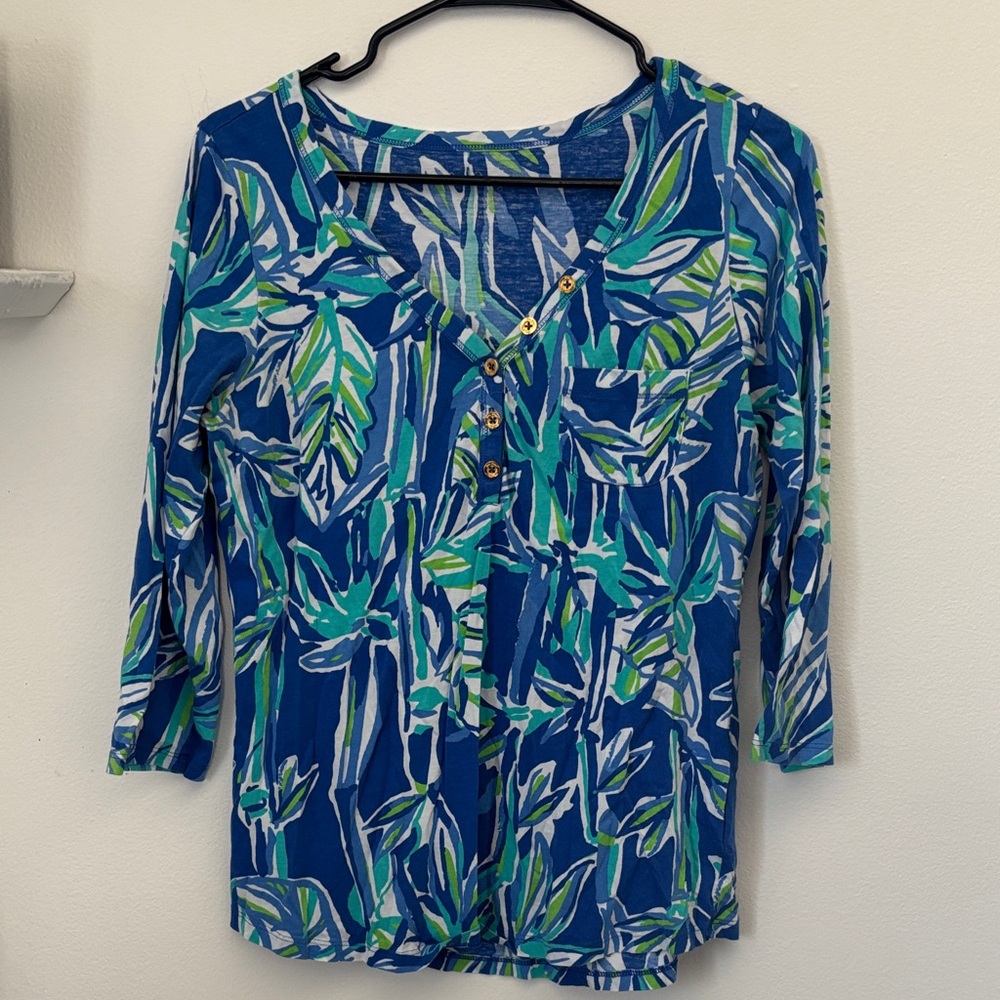 Lilly Pulitzer Blue and Green Leaf Print Women's Top